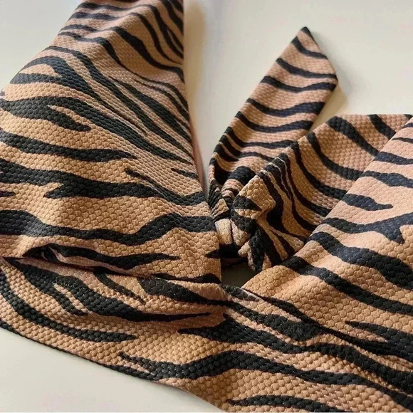 Aerie NWT Women’s Bathing Suit Triangle Top Only Zebra Animal Print Size XXL - Picture 2 of 7